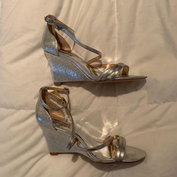Silver Wedding / Prom Wedge Heels 7.5 - Picture 1 of 5